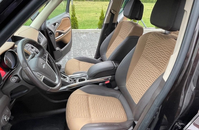 Opel Zafira cena 36997 przebieg: 219000, rok produkcji 2012 z Kozienice małe 667